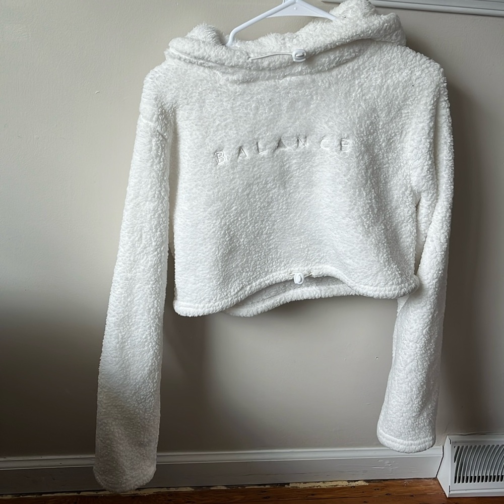 BALANCE ATHLETICA ITEM, Small Sherpa Crop Sweatshirt